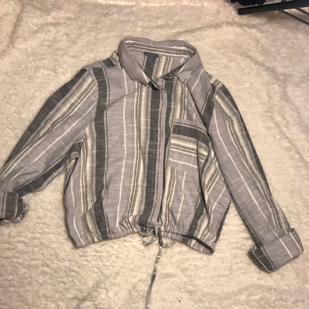 Button up crop top - Picture 2 of 4